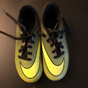 Nike boys cleats
